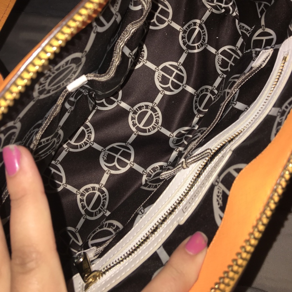 Don’t buy please traded Henry bendel West 57th s - Picture 5 of 8